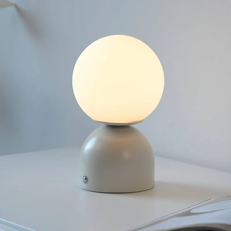 Lampa stołowa LED na akumulator RUDI, beżowa, wysokość 20 cm, CCT, regulacja
