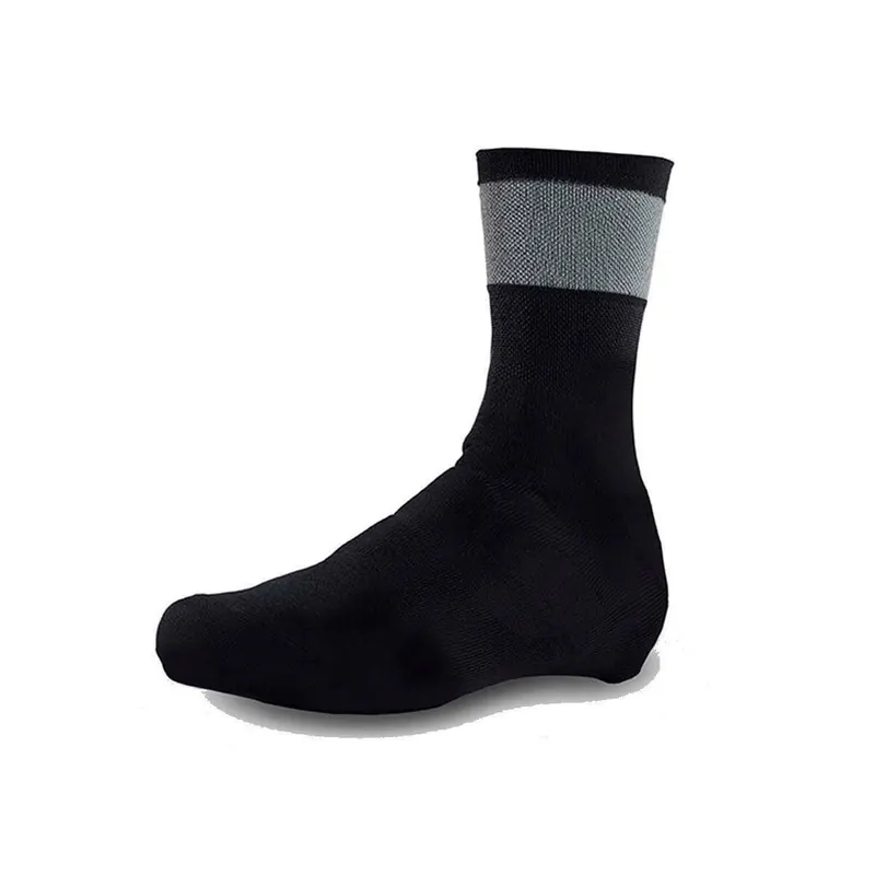 Pokrowce na buty GIRO KNIT SHOE COVER czarny (M)