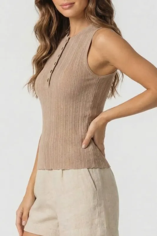 GUESS Marciano By Giada Slv Sweater Top Natural Almond Maat: S | Mouwloze Tops Outlet | Dames | Beige