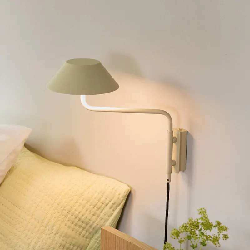 Kinkiet LED COVER, kolor piaskowy, głębokość 30 cm, metal