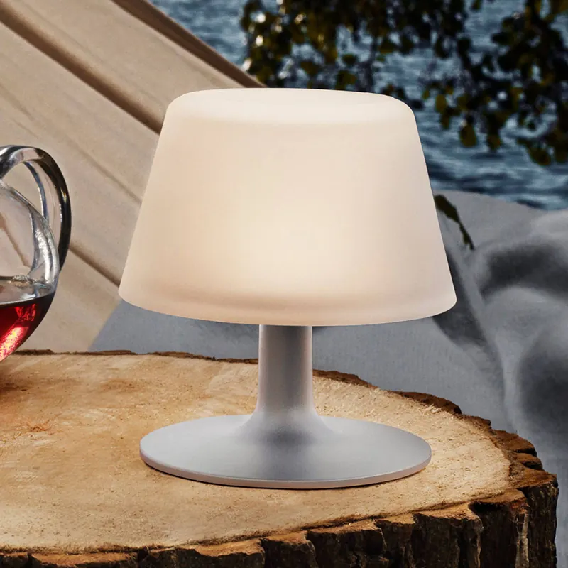 EVA Solo SunLight solarna lampa stołowa LED matowa