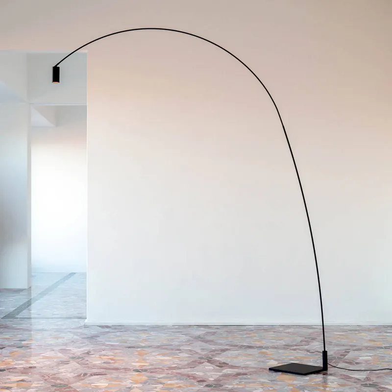 Lampa łukowa LED Nemo Fox, regulowana, z ściemniaczem