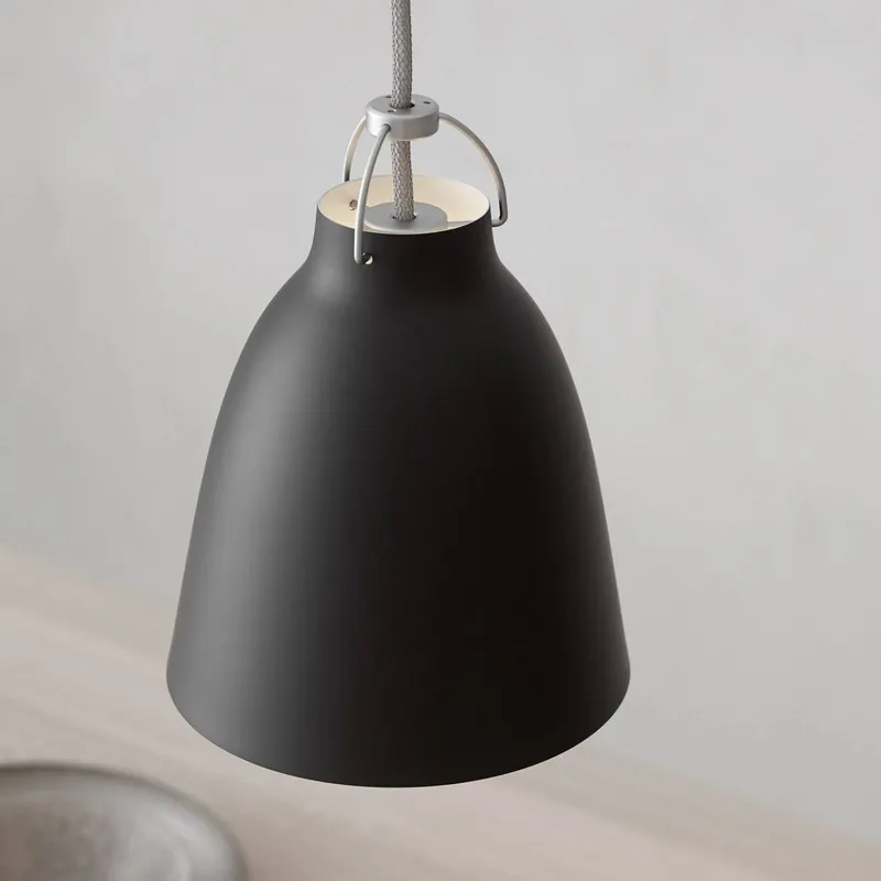 FRITZ HANSEN Caravaggio P1 matowa czerń