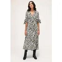Motivi Flowing Dress With Animal Print Beige Maat: 36 | Midi Jurken Outlet | Dames | Beige