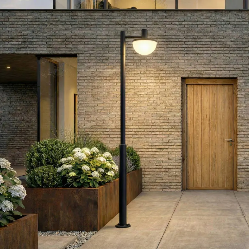 Lampa zewnętrzna LED Lucande Toras, czarna, 1-punktowa, ściemniana w zakresie