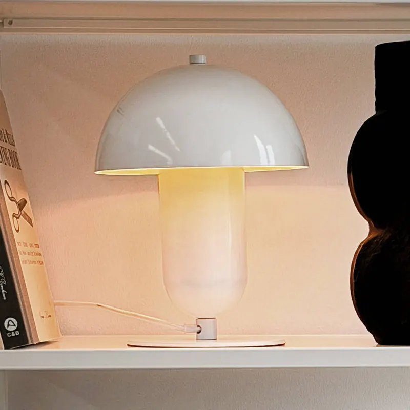 Lampa stołowa Dyberg Larsen „Movie”, biała, metalowa, E27