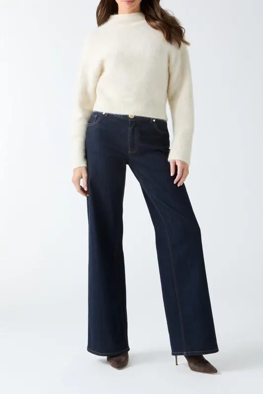 GUESS Denise Crop Sweater Pale Pearl Multi Maat: XL | Sweaters Outlet | Dames | Wit