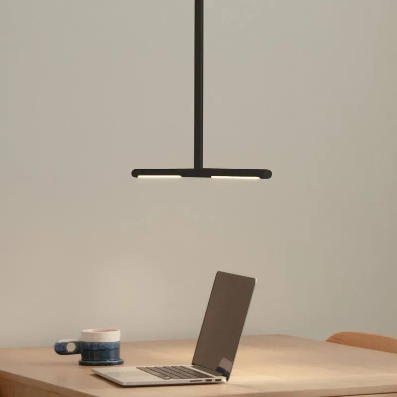 UMAGE Żyrandol LED Omni, czarny, 2-punktowy, długość 74 cm
