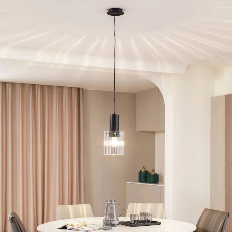 Lampa wisząca Lucande Eirian, Ø 18 cm, czarna, szkło, E27