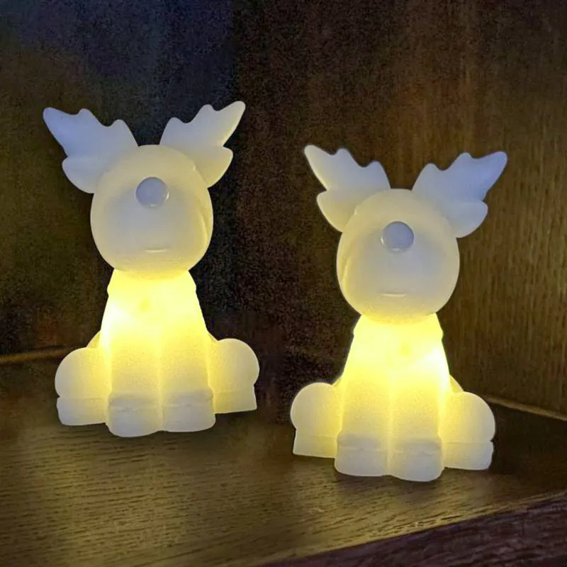 Figurka dekoracyjna LED Naja, biała, wysokość 9 cm, zestaw 2 szt., wosk Bateria