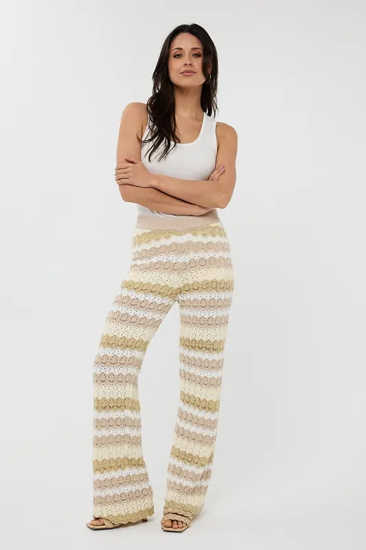 EsQualo Trousers Ajour Stripe Knit Print Maat: M | Wijde Broeken Outlet | Dames | Beige