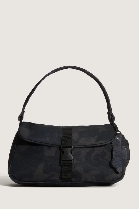 Vans Unisex Hooked On Bag Black Camo Maat: OS | Schoudertassen Outlet | Unisex | Zwart