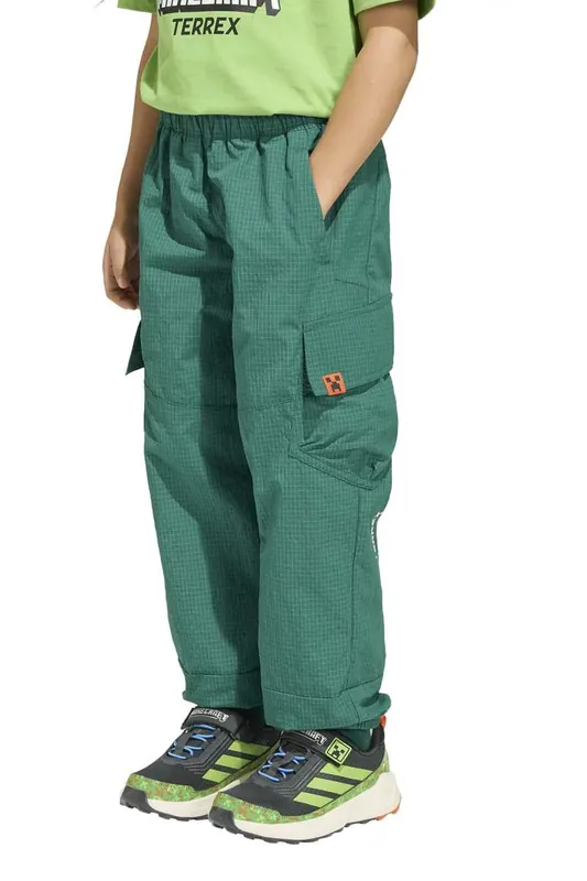 Adidas Kids Minecraft Terrex Clima365 Cargo Pants Collegiate Green Maat: 15-16 | Broeken Outlet | kids | Groen