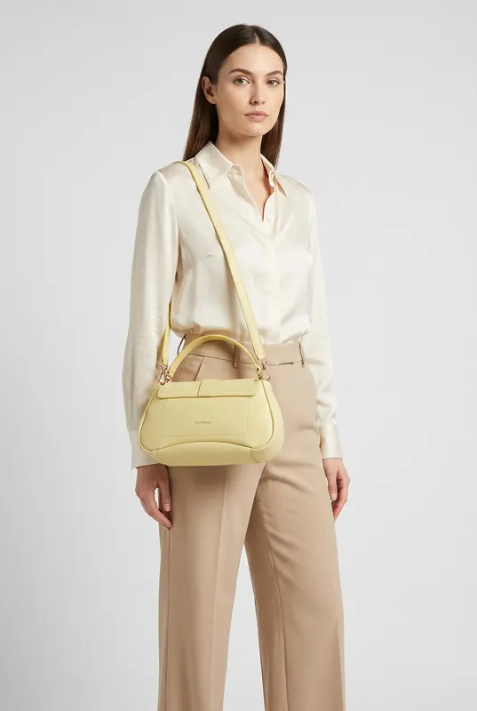 Coccinelle himma Lime Wash Maat: OS | Handtassen Outlet | Dames | Geel