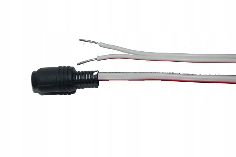 Kabel głośnikowy 2x1,5mm z gniazdem DIN/0, dł. 3 m