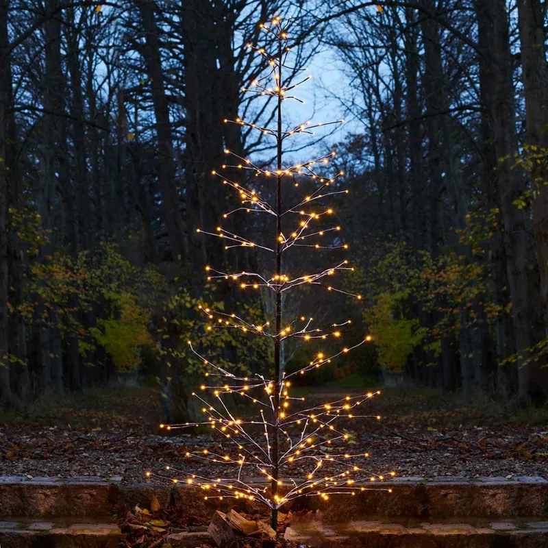 Śnieżna, błyszcząca choinka LED Isaac