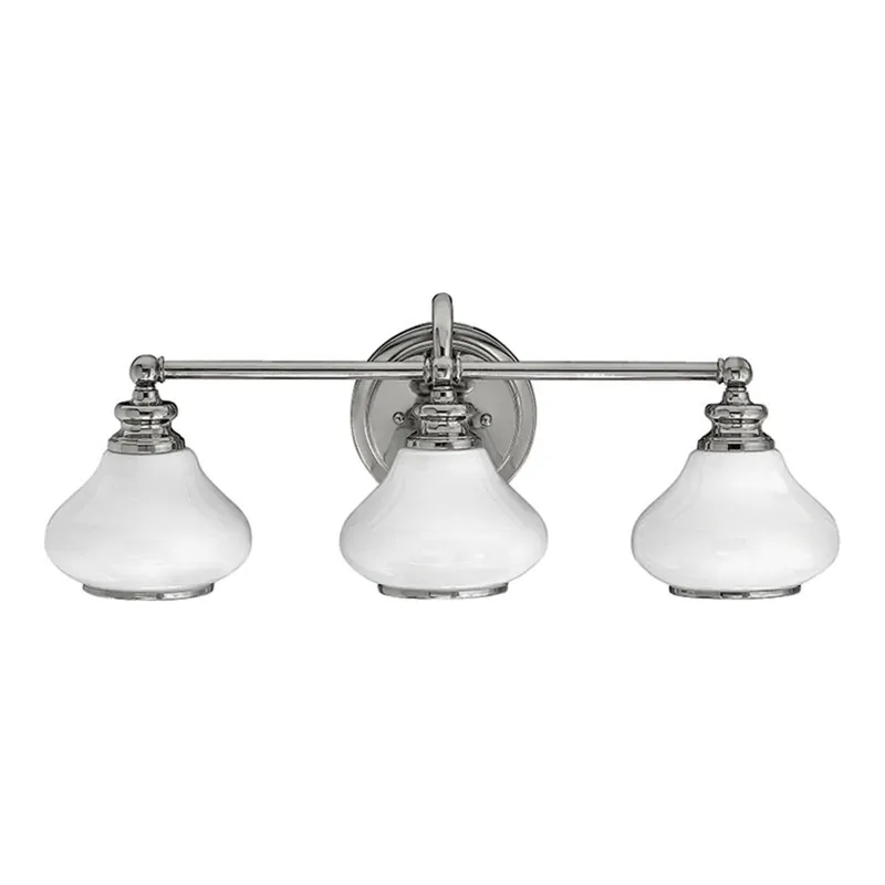 Chromowana lampa ścienna Ainsley, łazienkowa