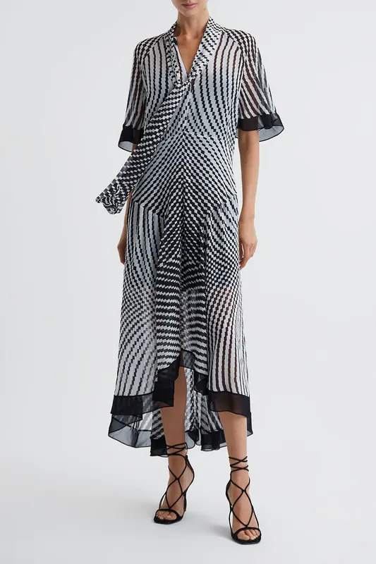Reiss Check Midi Dress — Black And White Maat: 8 | Midi Jurken Outlet | Dames | Zwart
