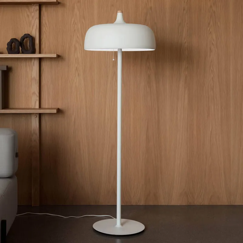 Northern Acorn lampa stojąca biała matowa