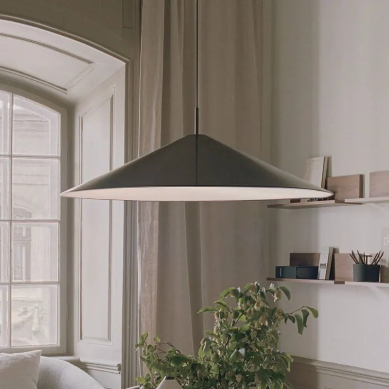 Lampa wisząca New Works LED Brolly, Ø 90 cm, czarna, aluminium
