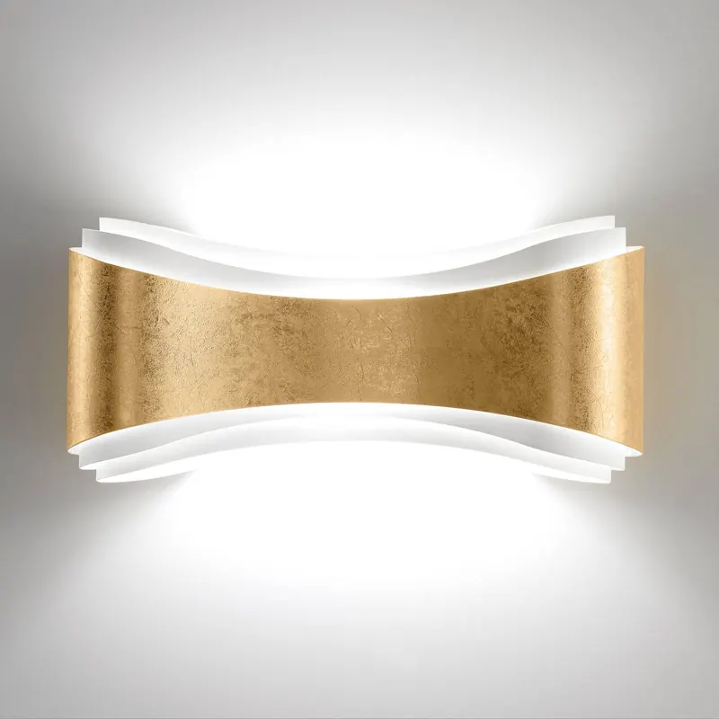 Lampa ścienna LED Ionica ze stali, płatkowe złoto