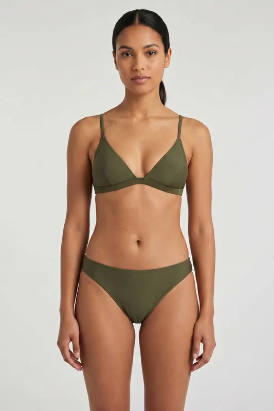 Shiwi Regular Bikini Bottom Forest Green Maat: 40 | Bikini's Outlet | Dames | Groen