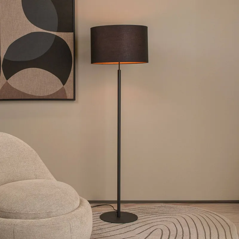 Lampa stojąca MAYA, czarna, wysokość 150 cm, tkanina, E27