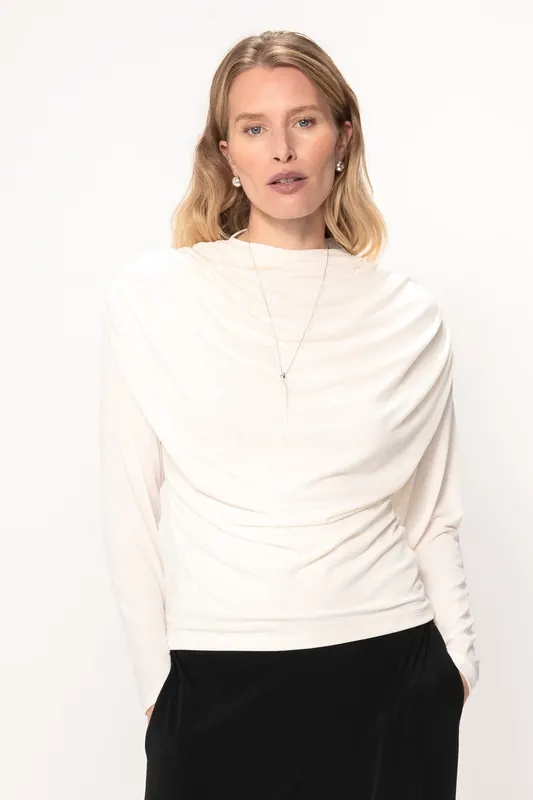 VIVEH Mirel Top Coconut Milk Maat: 42 | Longsleeves Outlet | Dames | Wit