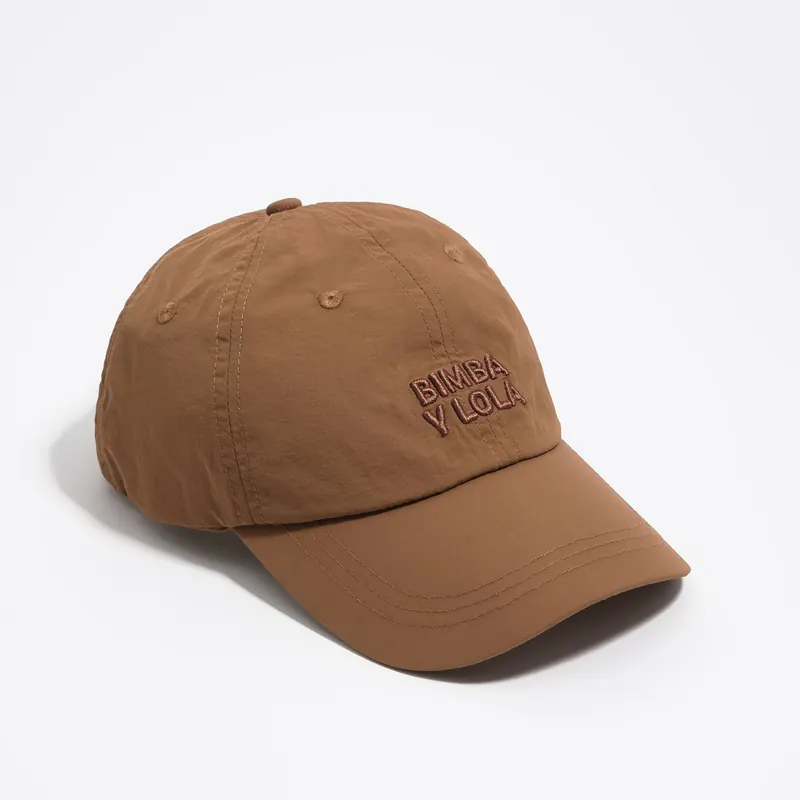 Czapka z daszkiem nylon camel