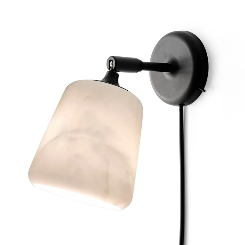 New Works – lampa ścienna, materiał: kremowy, marmur, wtyczka