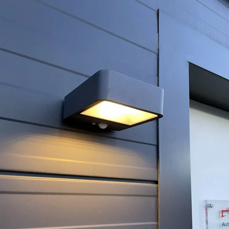 Megatron Wandia LED-Solarwandleuchte, czujnik