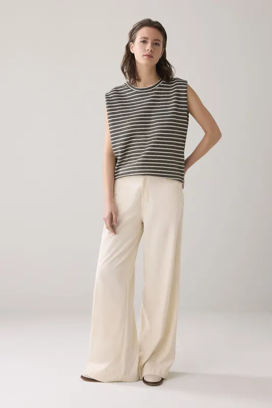 Summum Woman Sleeveless Top Knitted Stripe Coated Black-ivory Maat: XS | Mouwloze Tops Outlet | Dames | Zwart