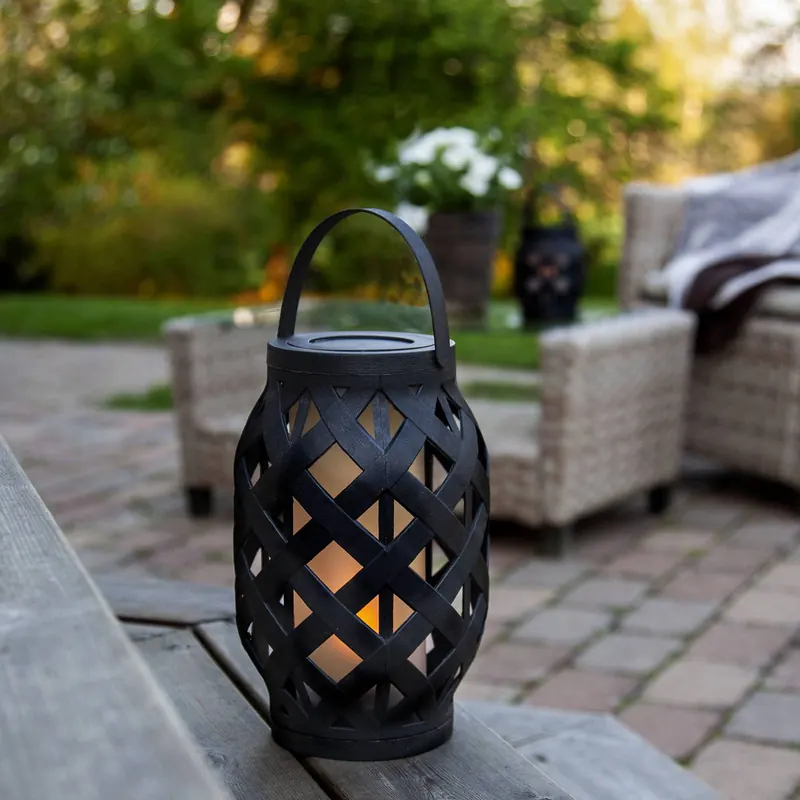 Latarnia LED Flame Lantern, czarna, wysokość 23 cm