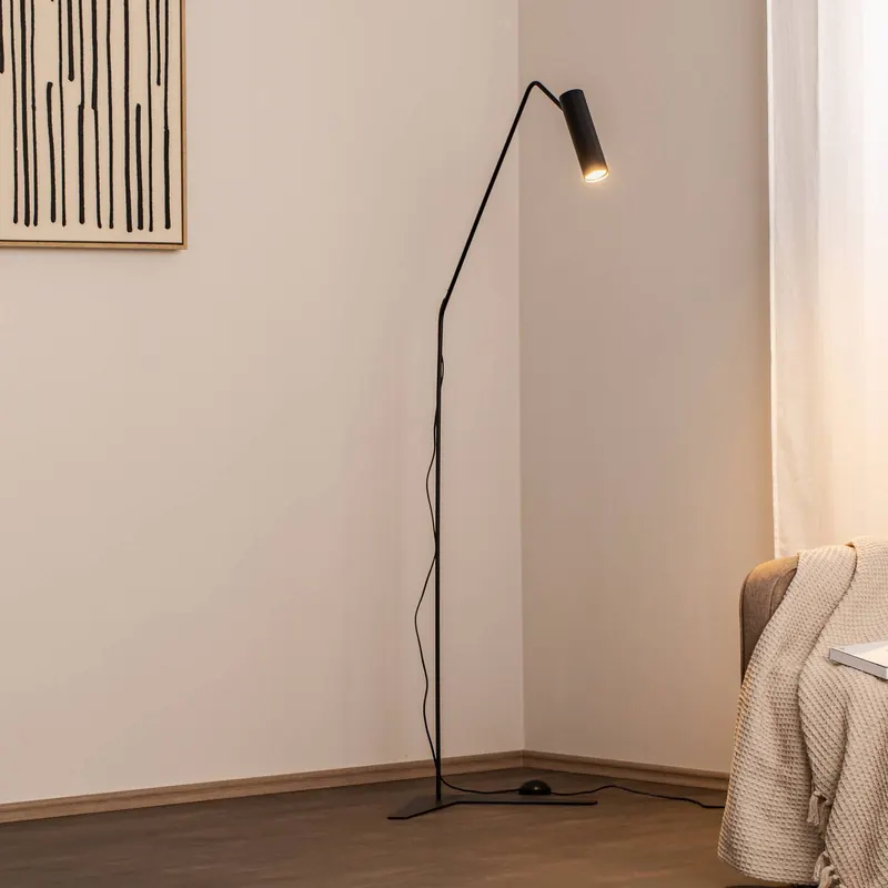 Lampa podłogowa Eye Super z ruchomą głowicą, czarna