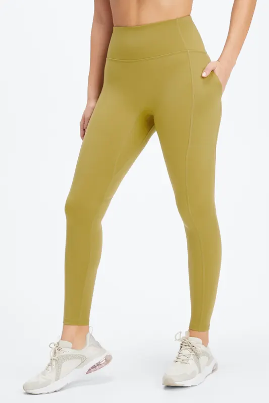 Fabletics Trinity High-waisted Utility Legging Thyme Maat: XS Short | Leggings Outlet | Dames | Groen