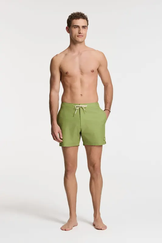 Shiwi Owen Swim Shorts 5 Inch Solid Green Fern Maat: L | Zwembroeken Outlet | Heren | Groen