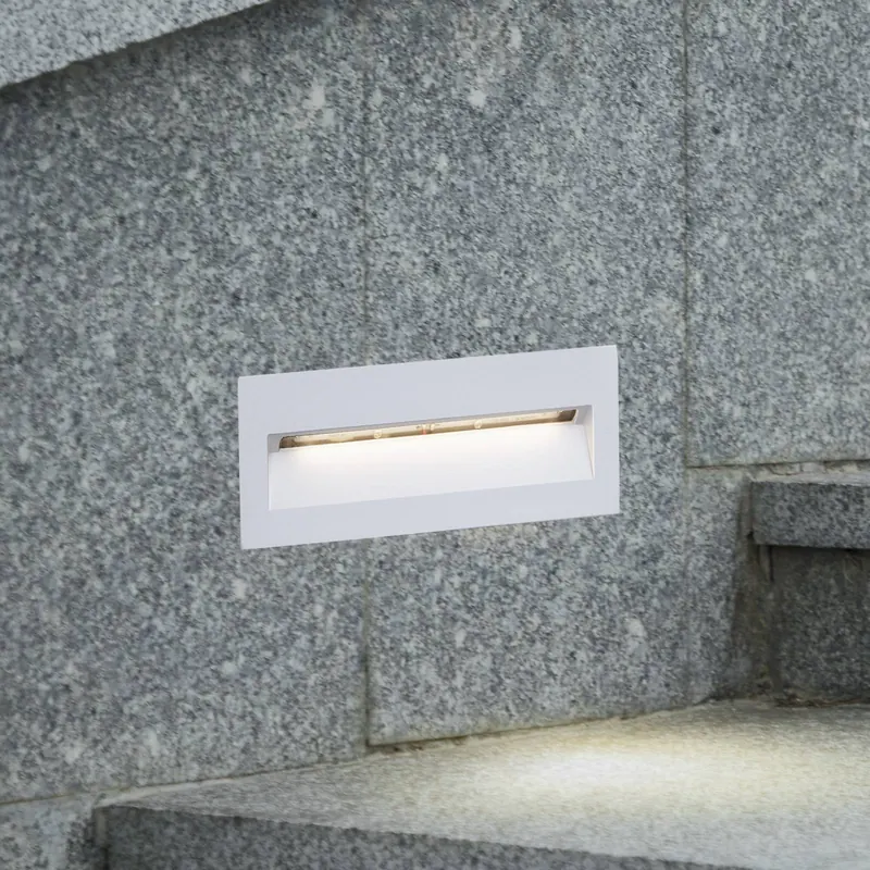 Wpuszczana oprawa ścienna LED Lucande Loya, 23 x 8 cm, biała, IP54