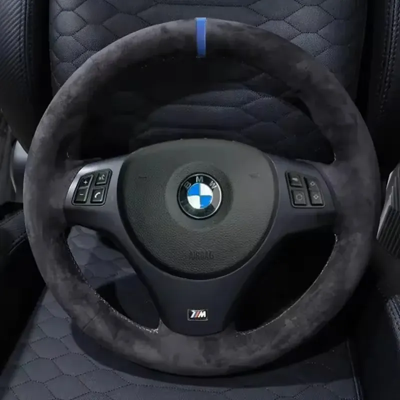 Dostosowana osłona kierownicy samochodu z miękkiego zamszu do BMW E81 E90 Pack M Sport M3 E91 E92 E93 E87 E82 E88 X1 E84