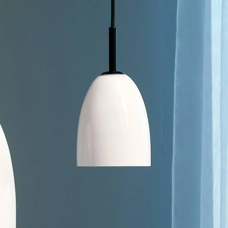 Lampa wisząca Dyberg Larsen Jazz opal/czarny 18 cm