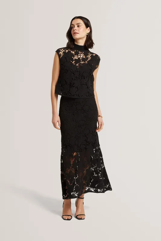 Ted Baker Cropped Crochet Top Black Maat: 38 | Blouses Outlet | Dames | Zwart