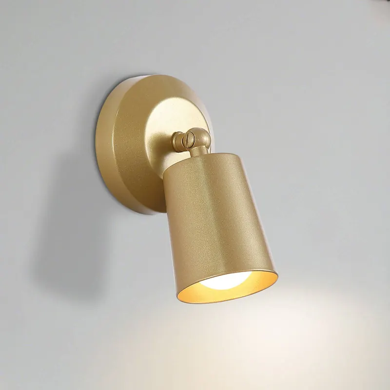 Kinkiet LED CONE, kolor złoty, szerokość 10 cm, metal
