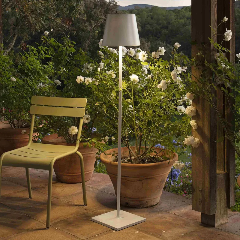 Lampa tarasowa LED Toc, przenośna