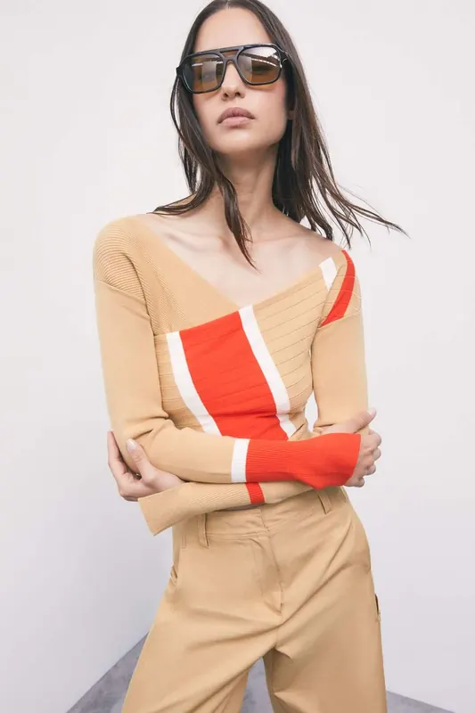 Sweter color-block z mieszanki wiskozy