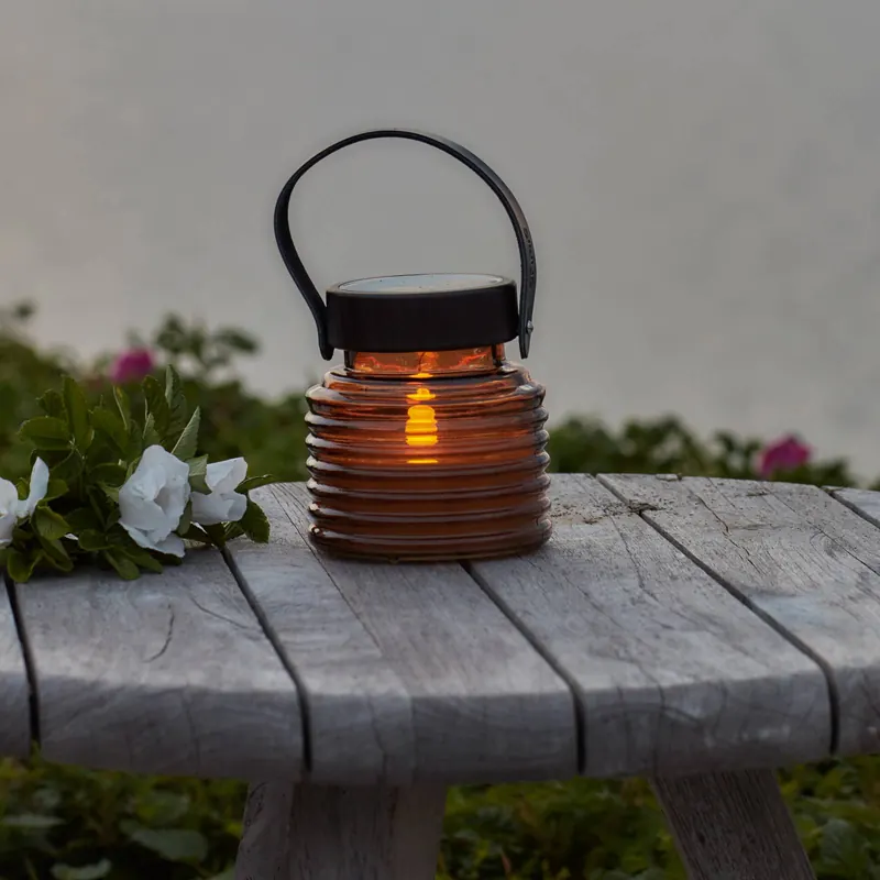 Lampa solarna LED Aston Jar, wysokość 12 cm, bursztynowo-brązowa, IP44