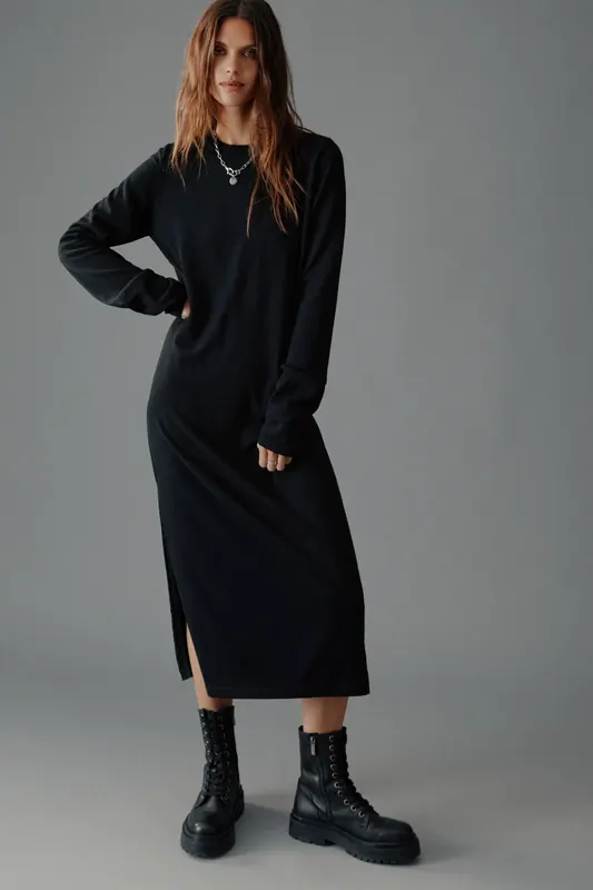 Mikuta The Black Knit Longsleeve Dress Maat: L | Midi Jurken Outlet | Dames | Zwart