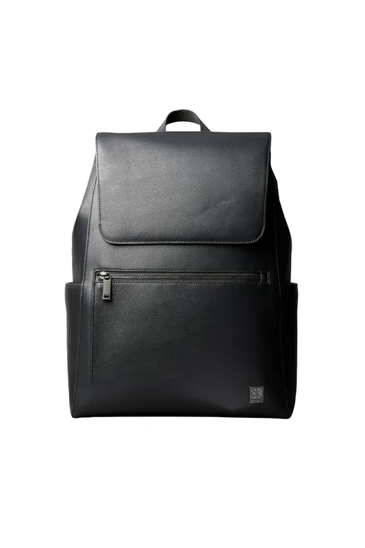 Calvin Klein Emblem Hardware Flap Backpack Black Maat: OS | Rugzakken Outlet | Heren | Zwart