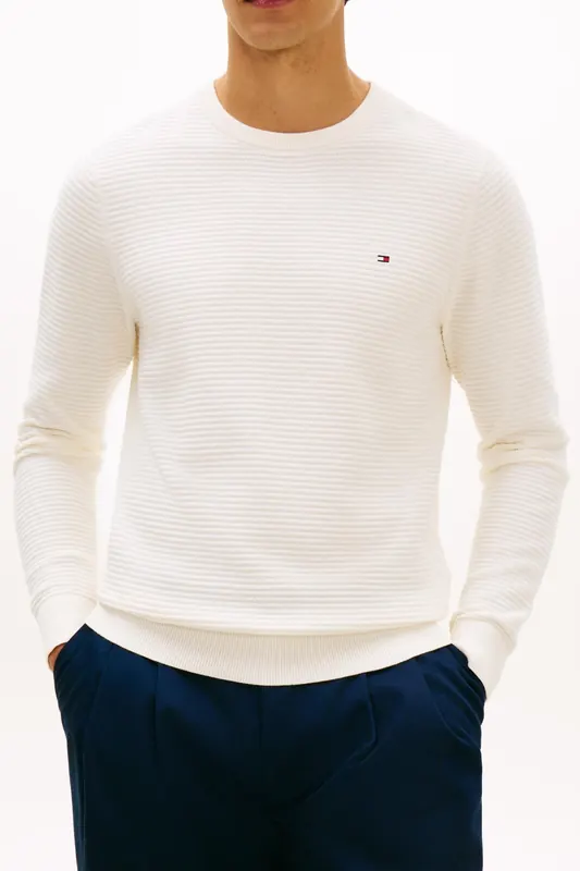 Tommy Hilfiger Seasonal Structure Crewneck Ivory Petal Maat: L | Sweaters Outlet | Heren | Wit