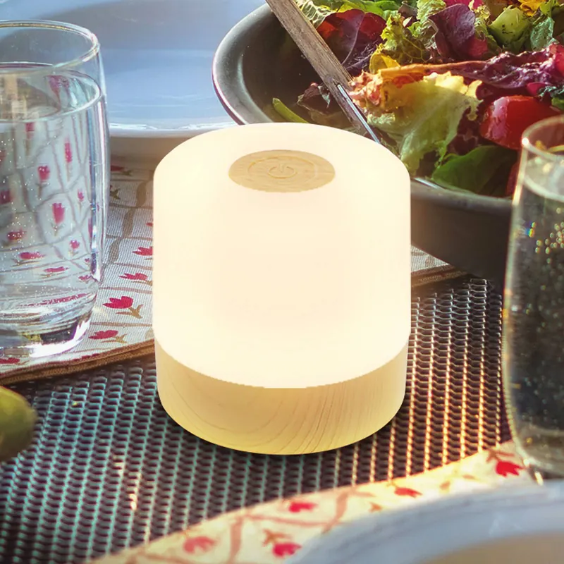Lampa stołowa LED z akumulatorem Cita, wygląd drewniany, USB-C, 2700 K,
