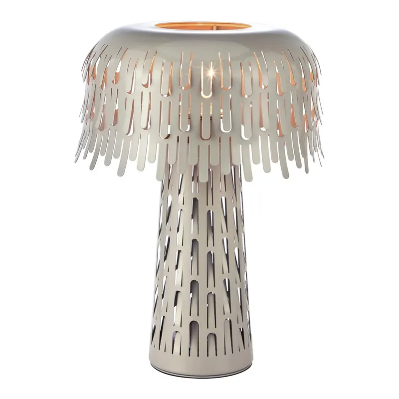 Szarobeżowa lampa stołowa z metalowym kloszem (wysokość 38 cm) Verbera – Markslöjd