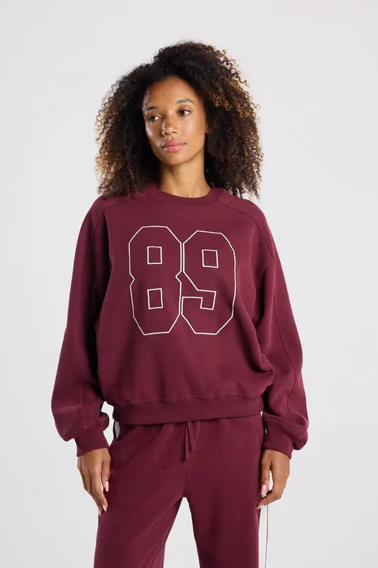 America Today Sabijn Bordeaux Maat: XS | Sweaters Outlet | Dames | Bordeaux